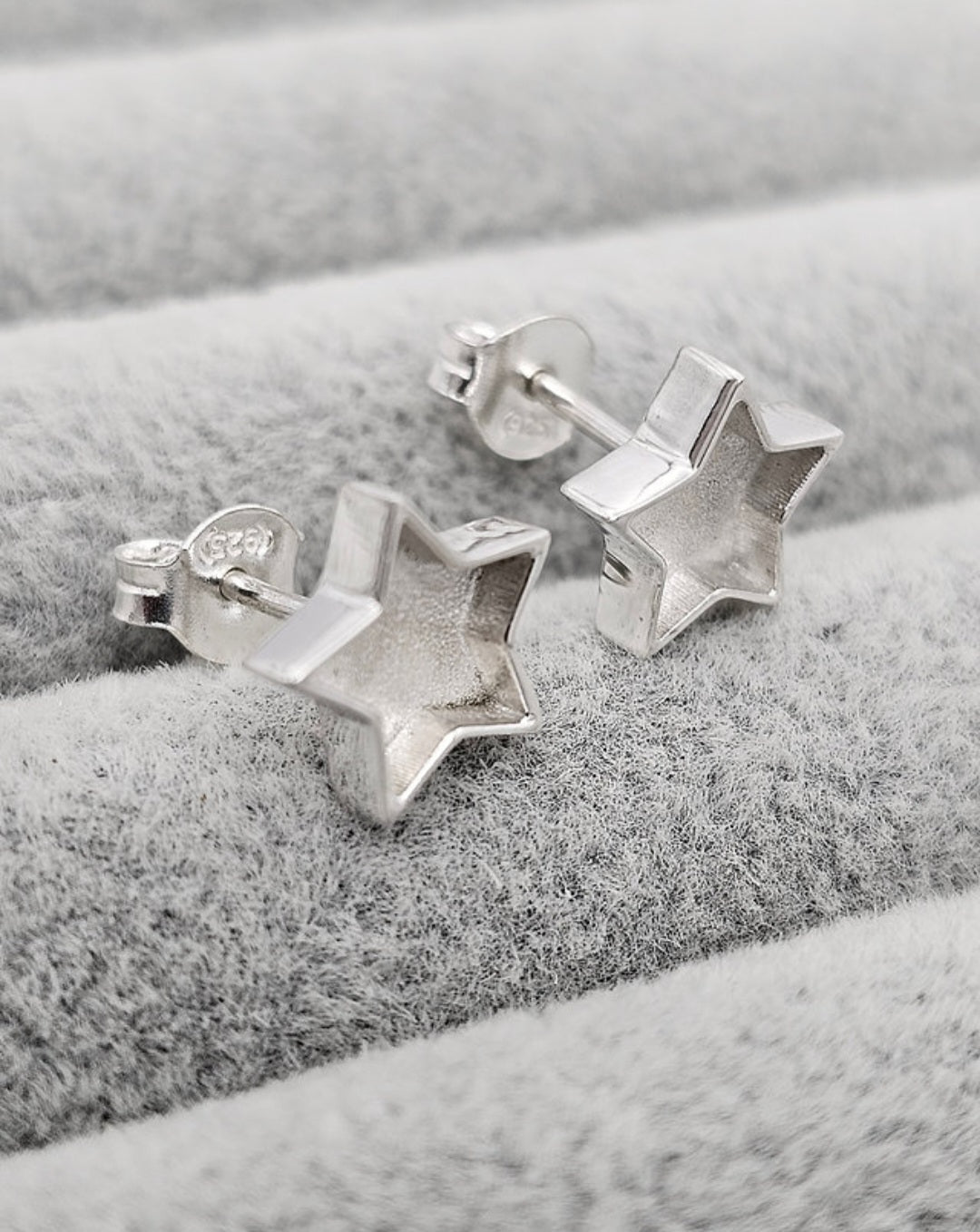 Solid Star Earrings