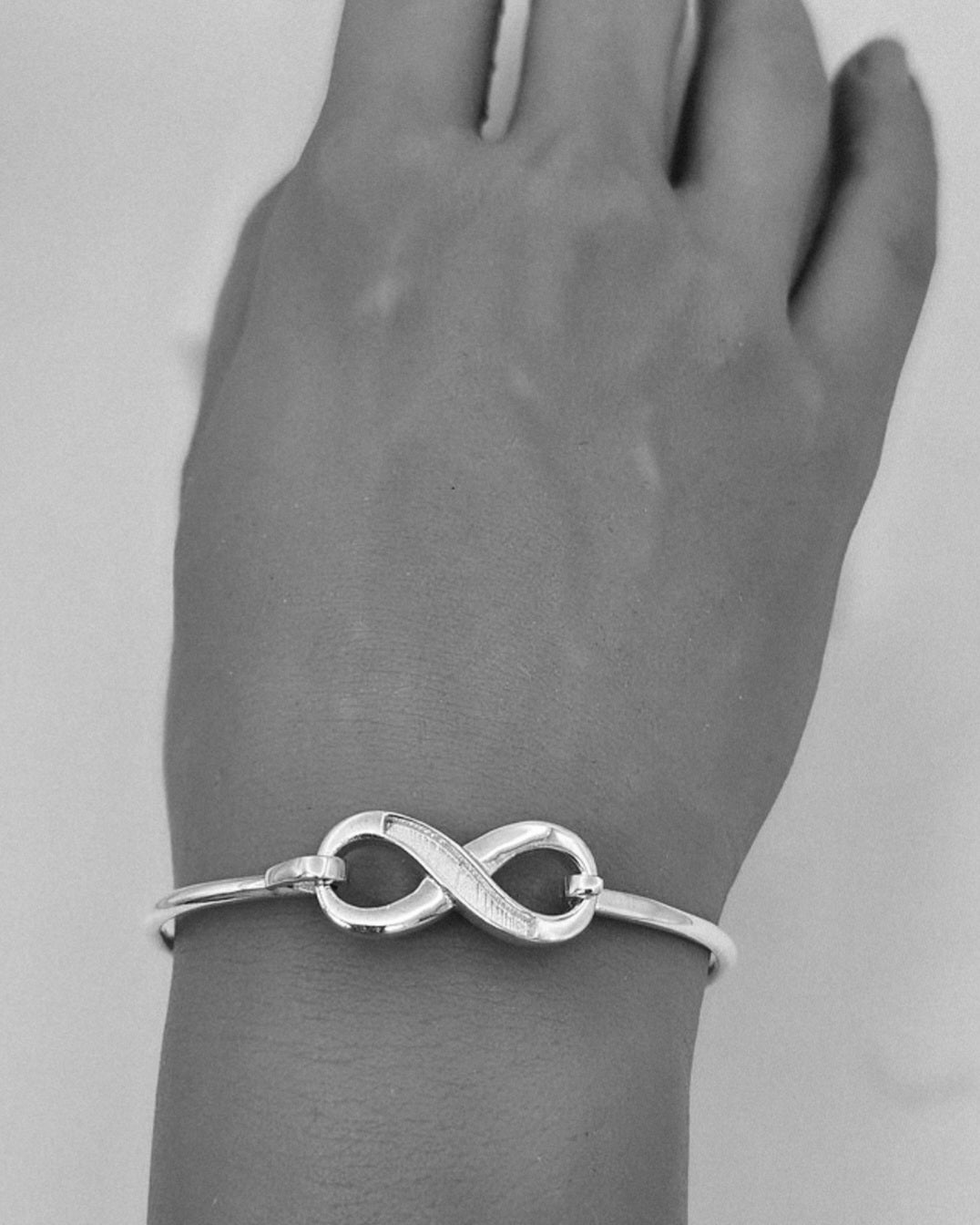 Infinity Hook Clasp Bangle