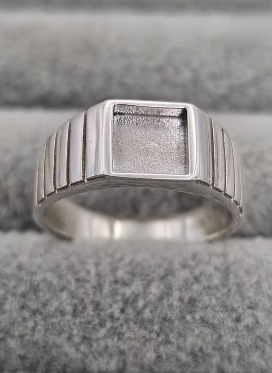 Mens Square Signet Ring
