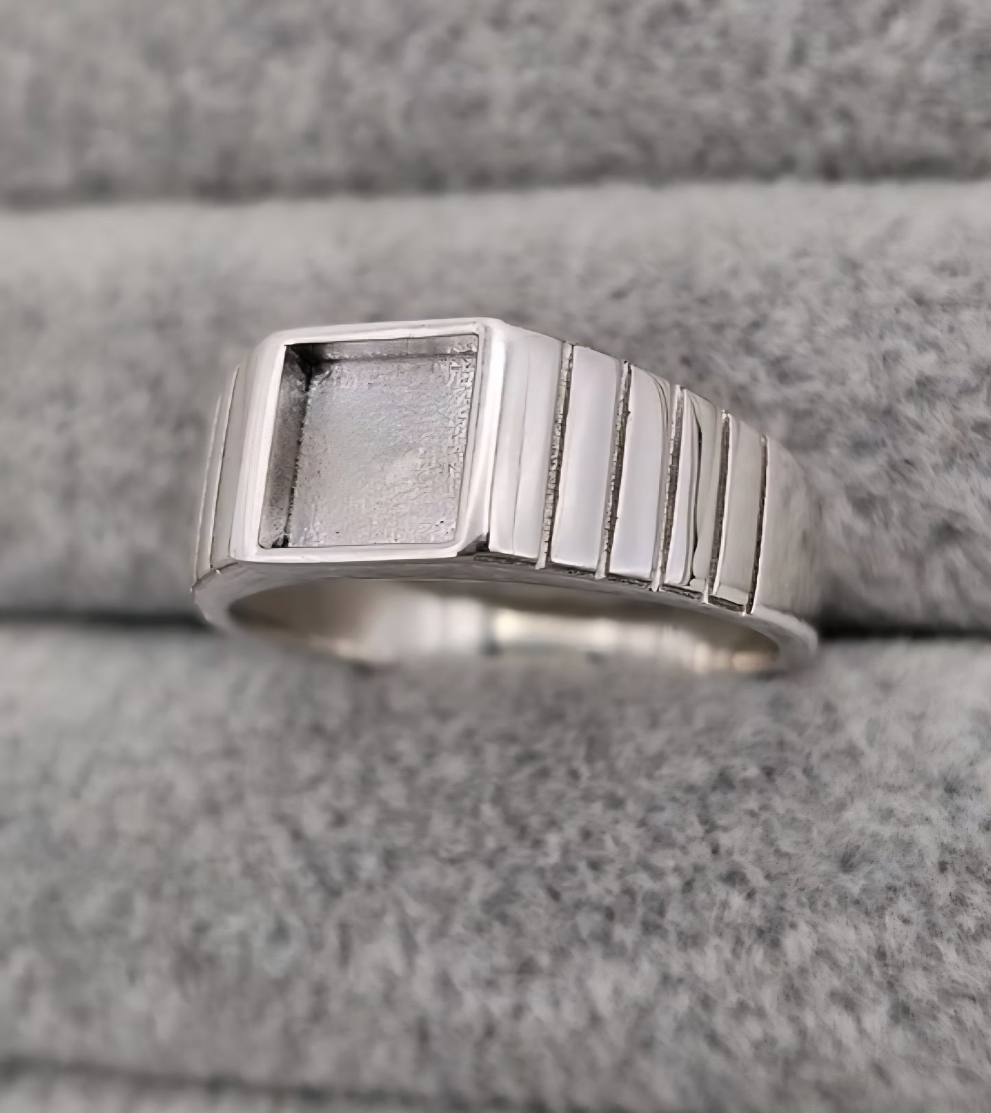 Mens Square Signet Ring