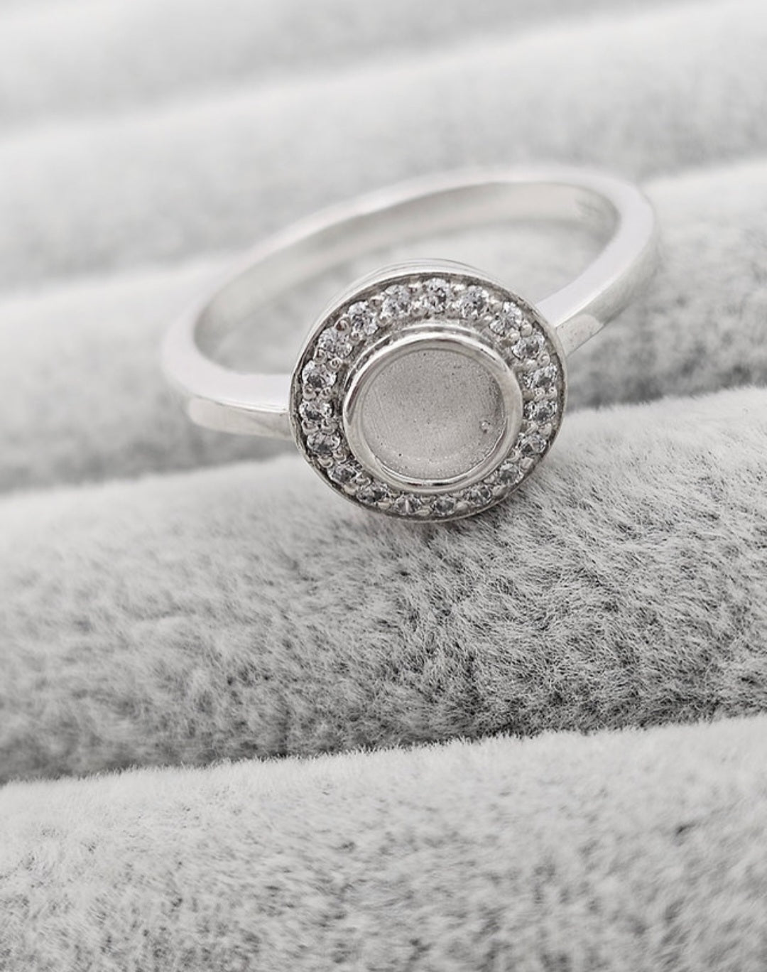 Halo CZ Ring