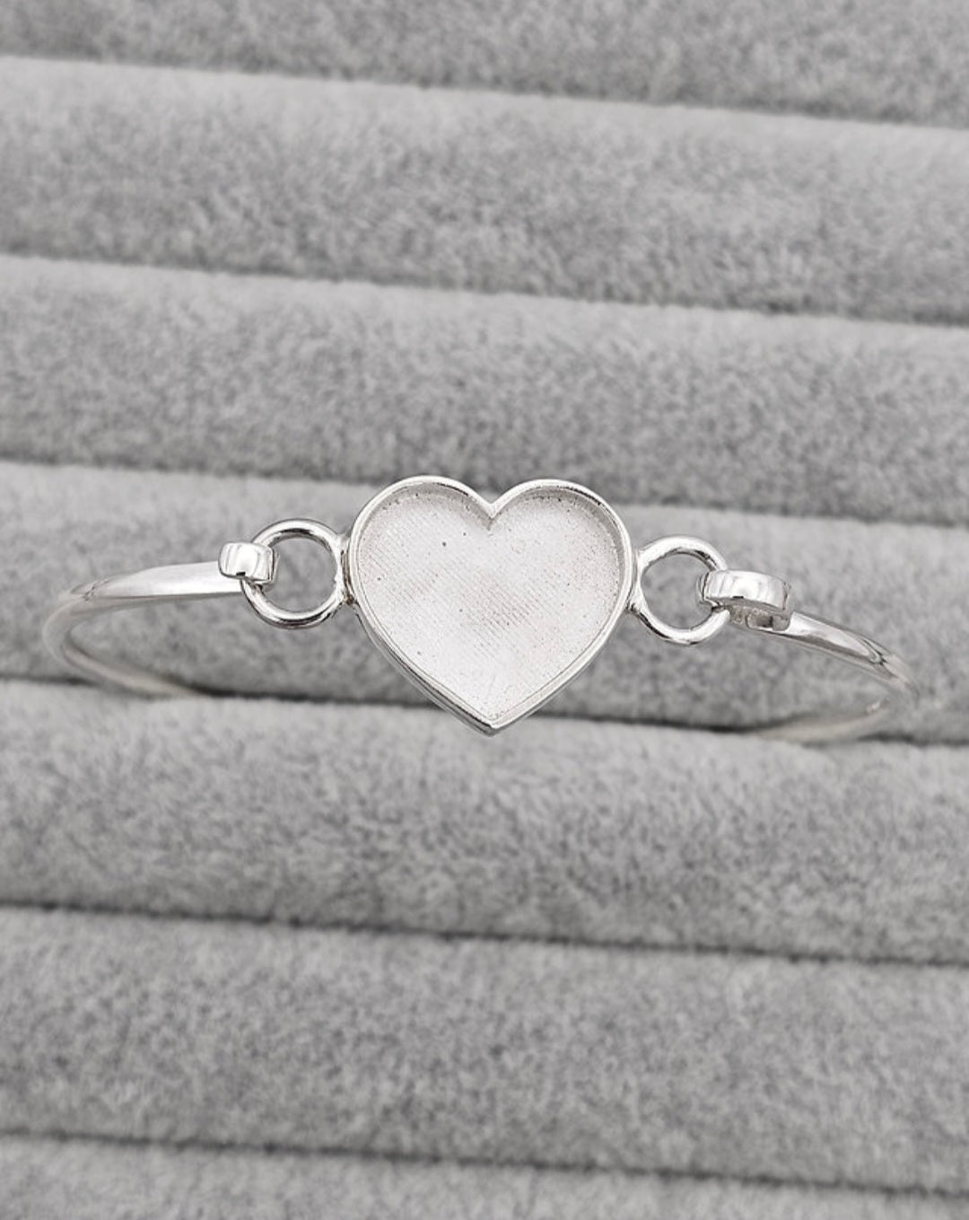 Heart Hook Clasp Bangle