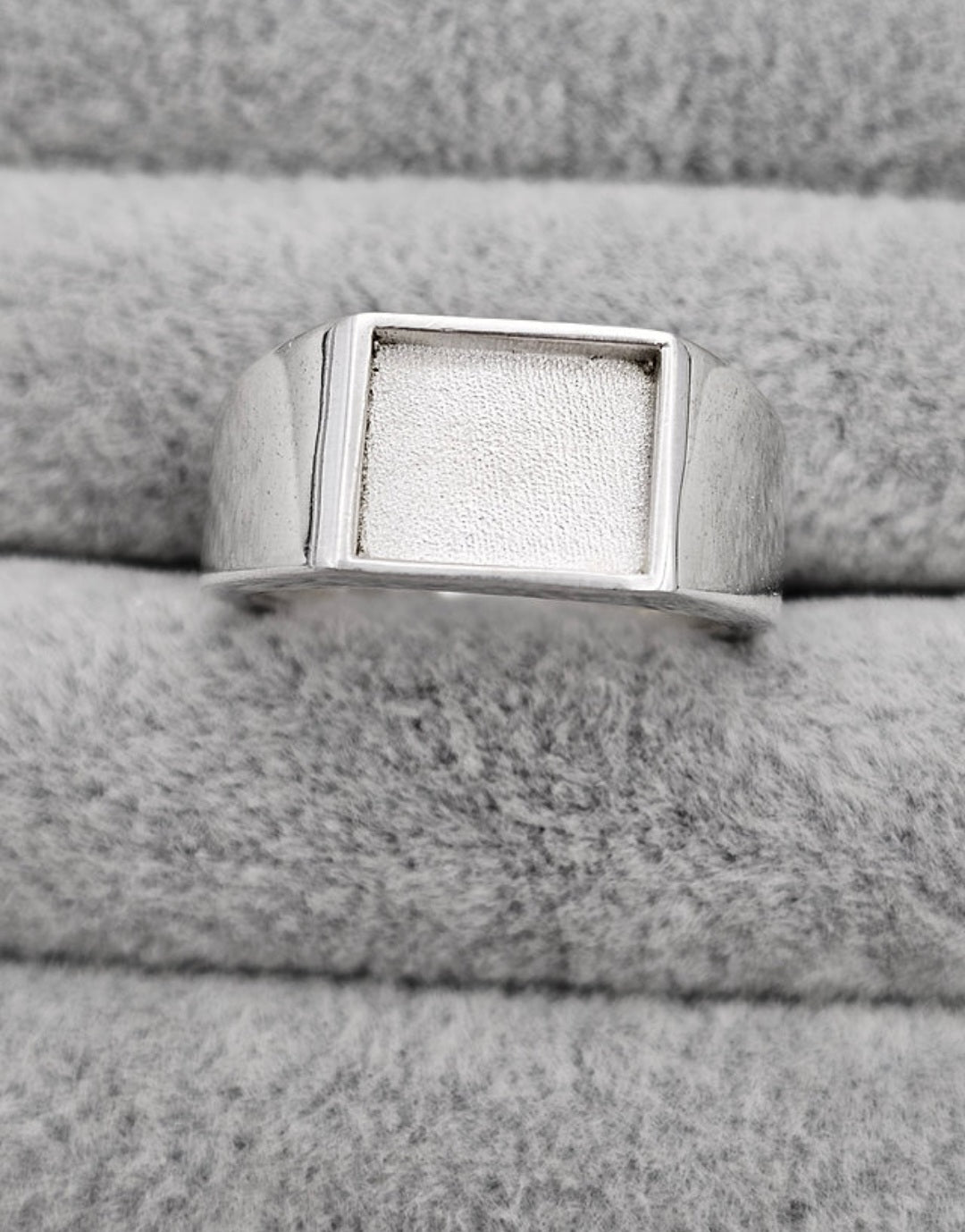 Mens Rectangle Signet Ring