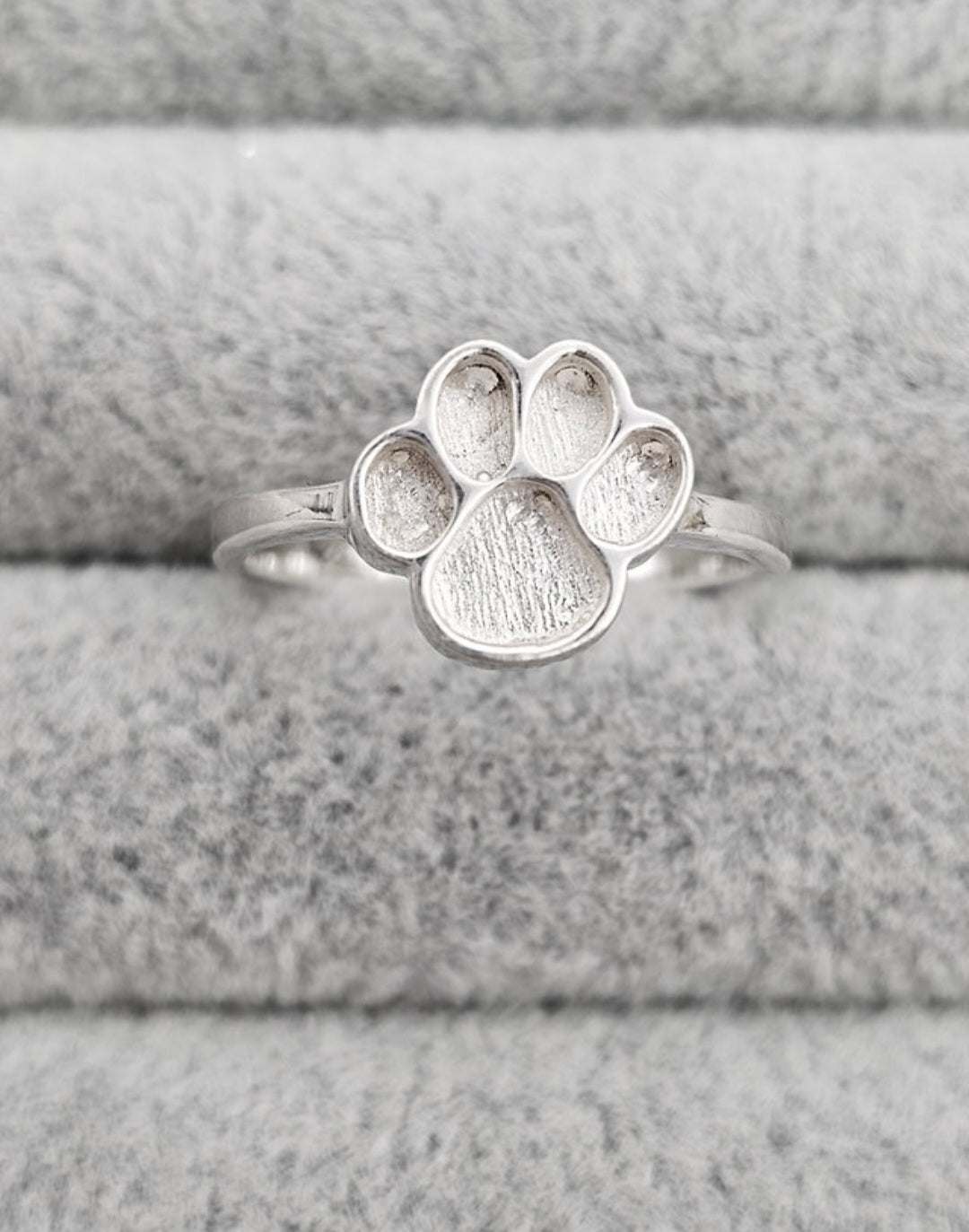 Pawprint Ring