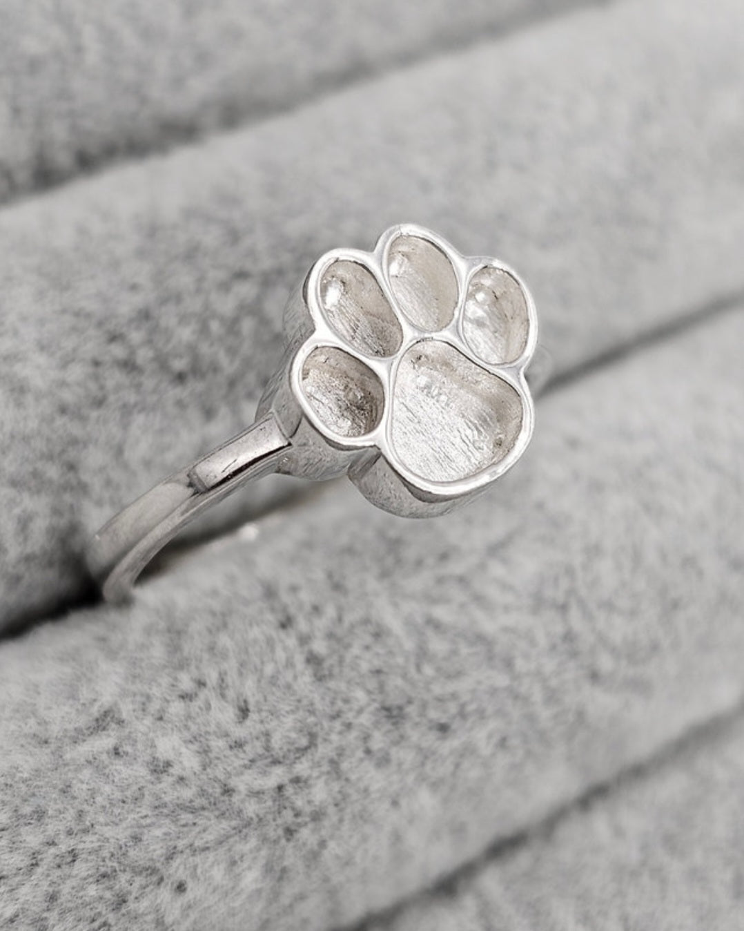 Pawprint Ring