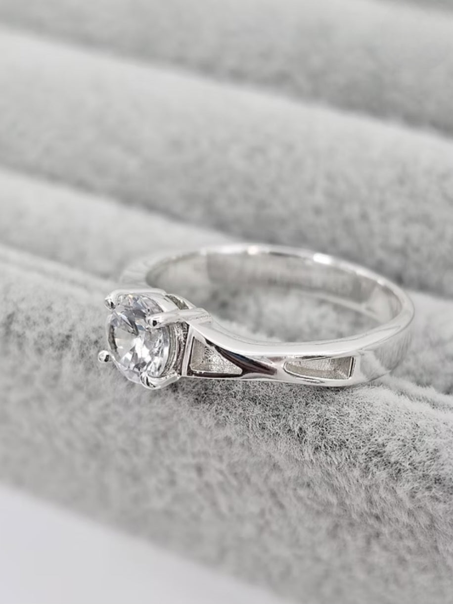 Solitaire Quad Channel Ring