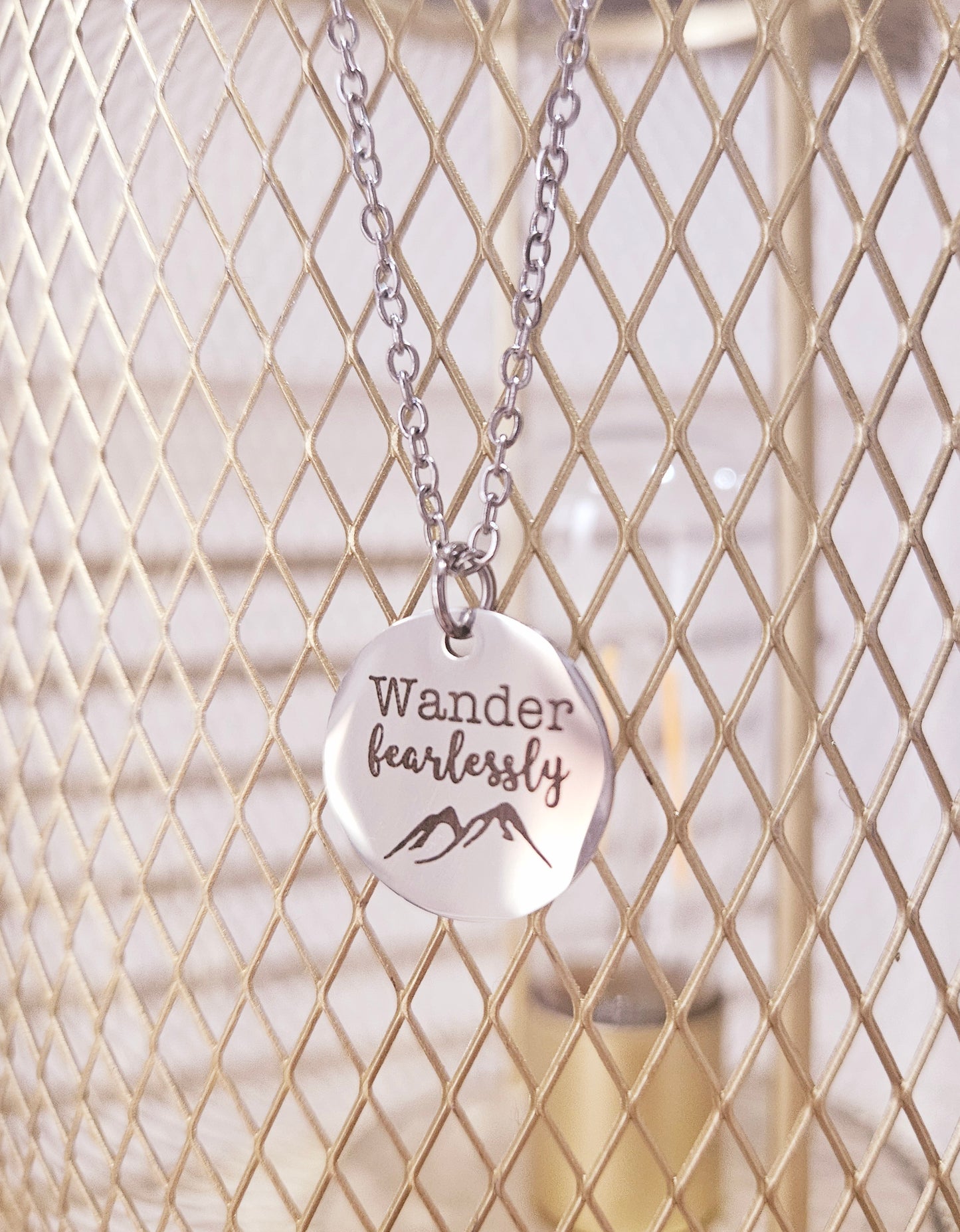 Novah Disc Necklace - Wander Fearlessly