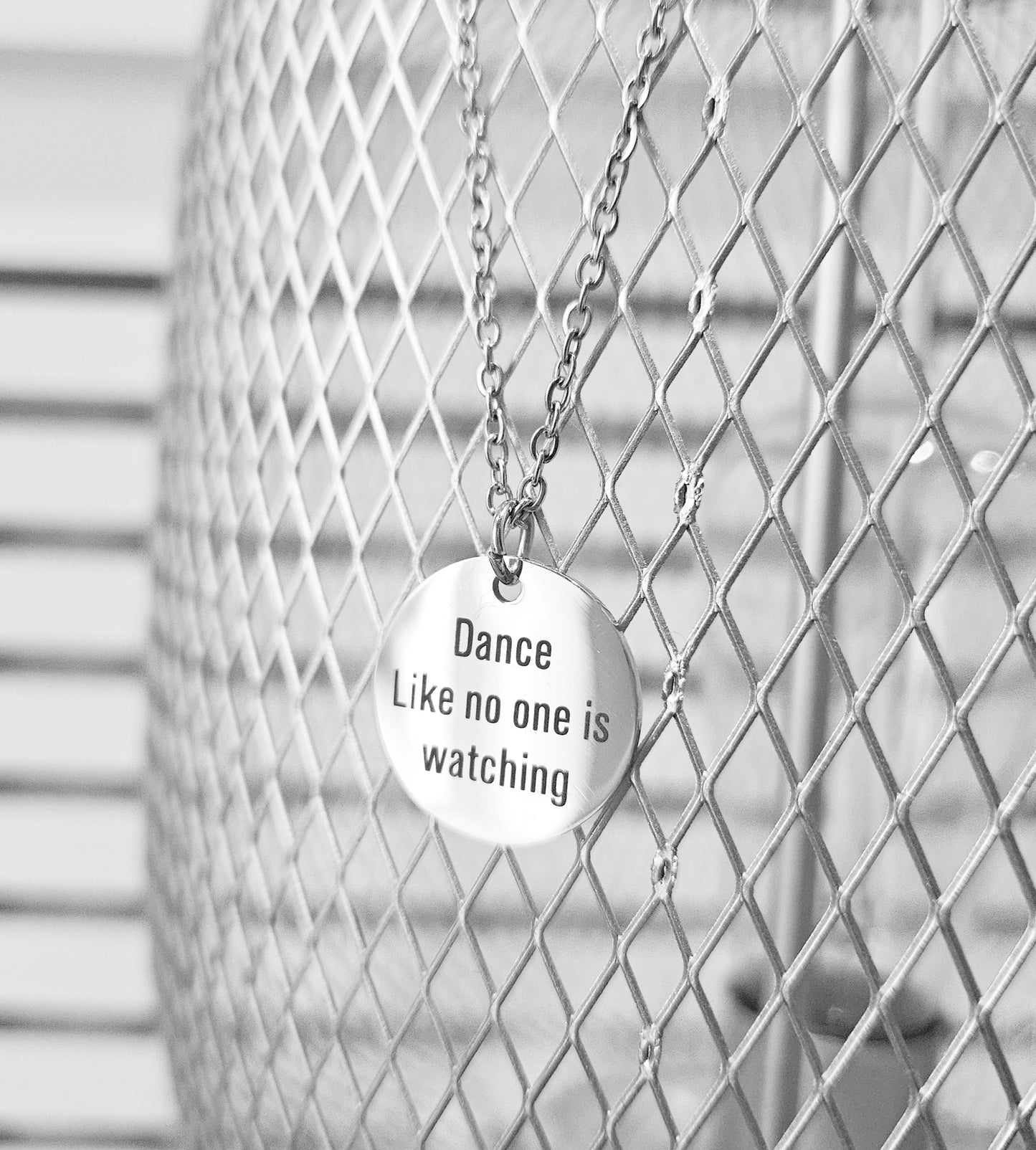 Novah Disc Necklace - Dance like no one is watching