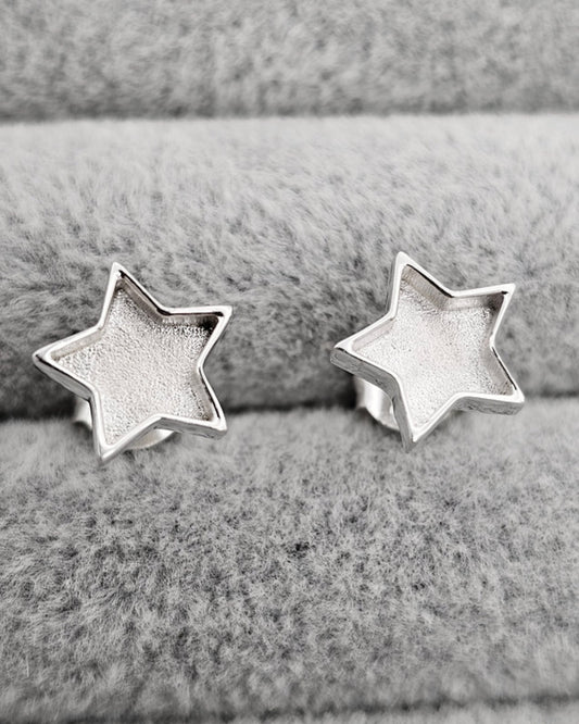 Solid Star Earrings