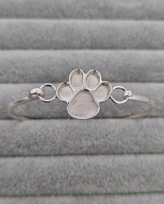 Pawprint Hook Clasp Bangle