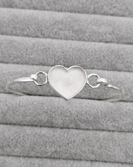 Heart Hook Clasp Bangle